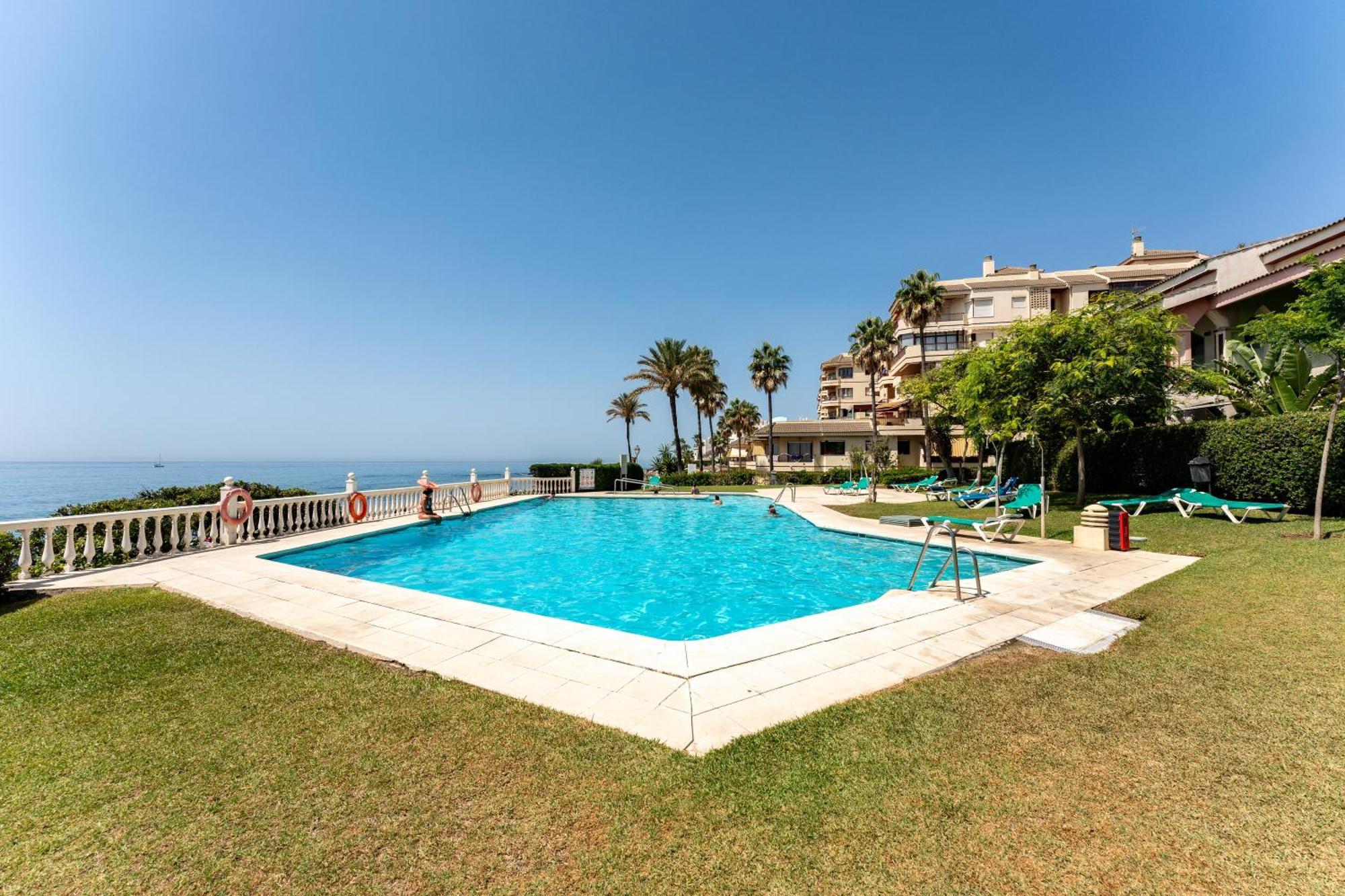 Lubina Sol Beach Ситио-де-Калаонда Экстерьер фото